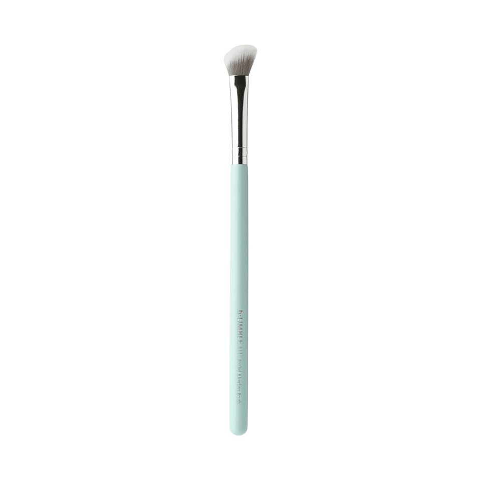 111 Angled Blending Brush for Eyeshadow & Contour