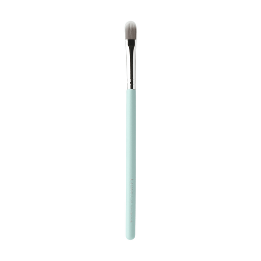 208 Concealer Brush for Smooth, Flawless Coverage