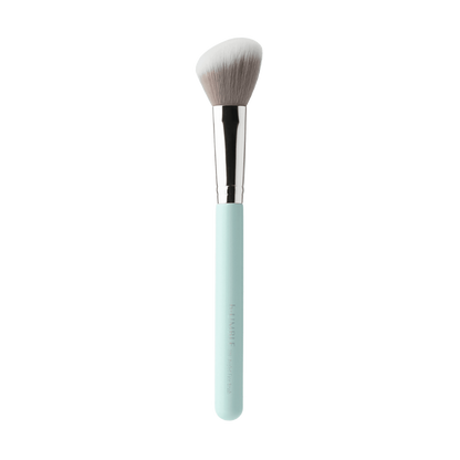 209 Angled Face Brush for Sculpting & Blending