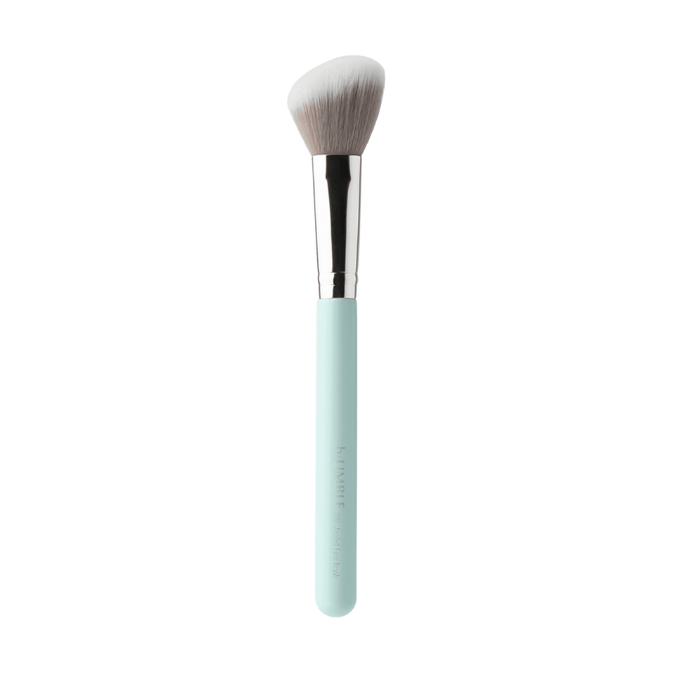 209 Angled Face Brush for Sculpting & Blending