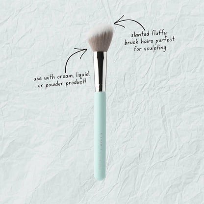 209 Angled Face Brush for Sculpting & Blending