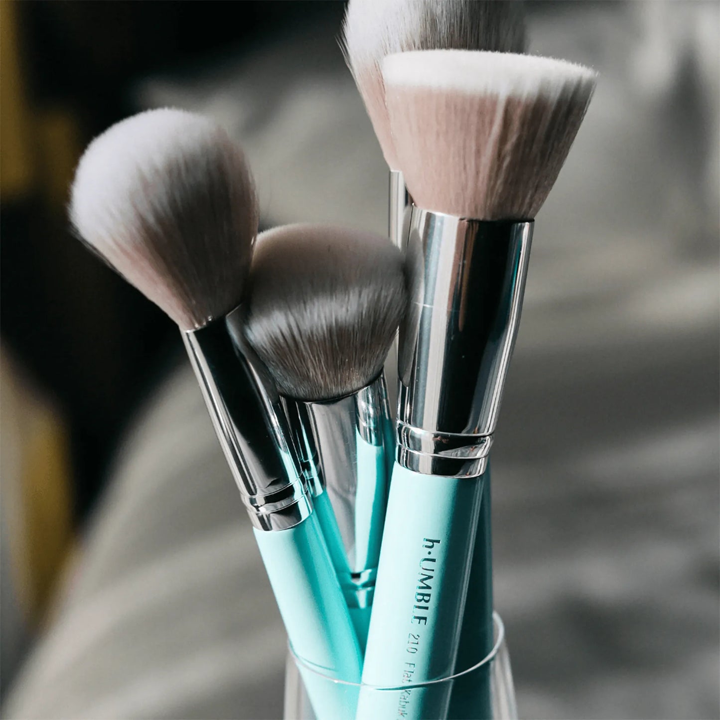 210 Flat Kabuki Brush for Smooth, Flawless Coverage